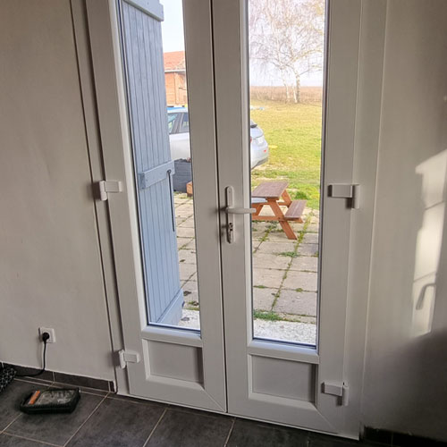 2C Menuiserie : changement porte d'entrée à Blandy-les-Tours, Melun, Vaux-le-Pénil & Mormant (77)